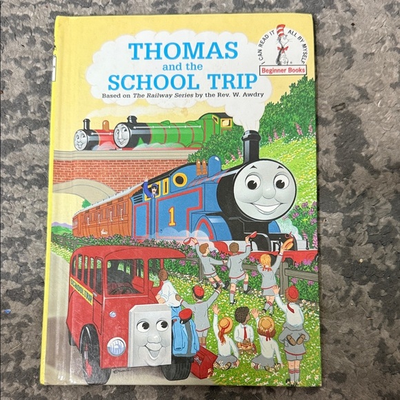 Thomas & Friends Yellow and Blue School Trip Book - Picture 1 of 1